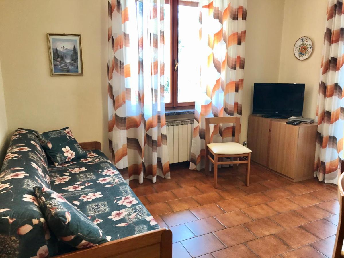 Casa Rosa Apartments Malcesine Ngoại thất bức ảnh