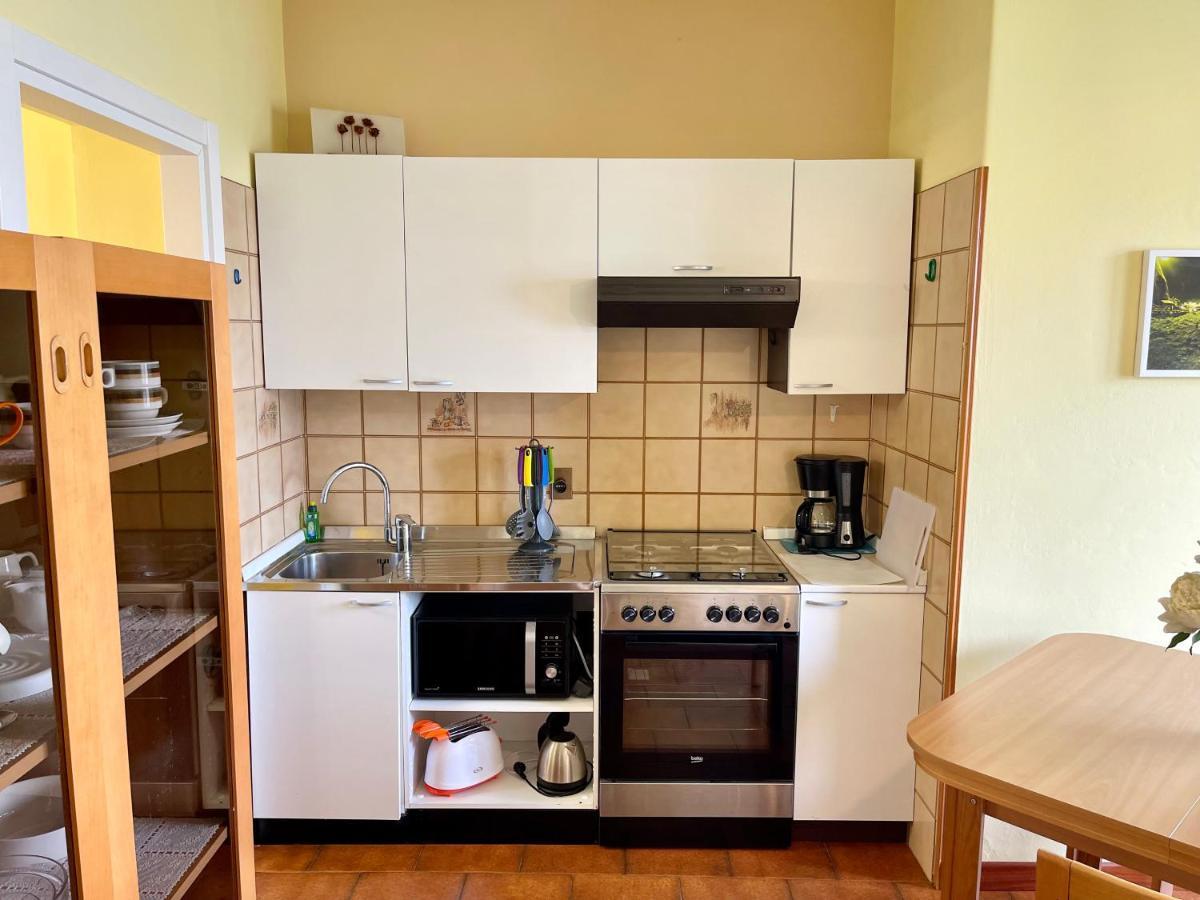 Casa Rosa Apartments Malcesine Ngoại thất bức ảnh